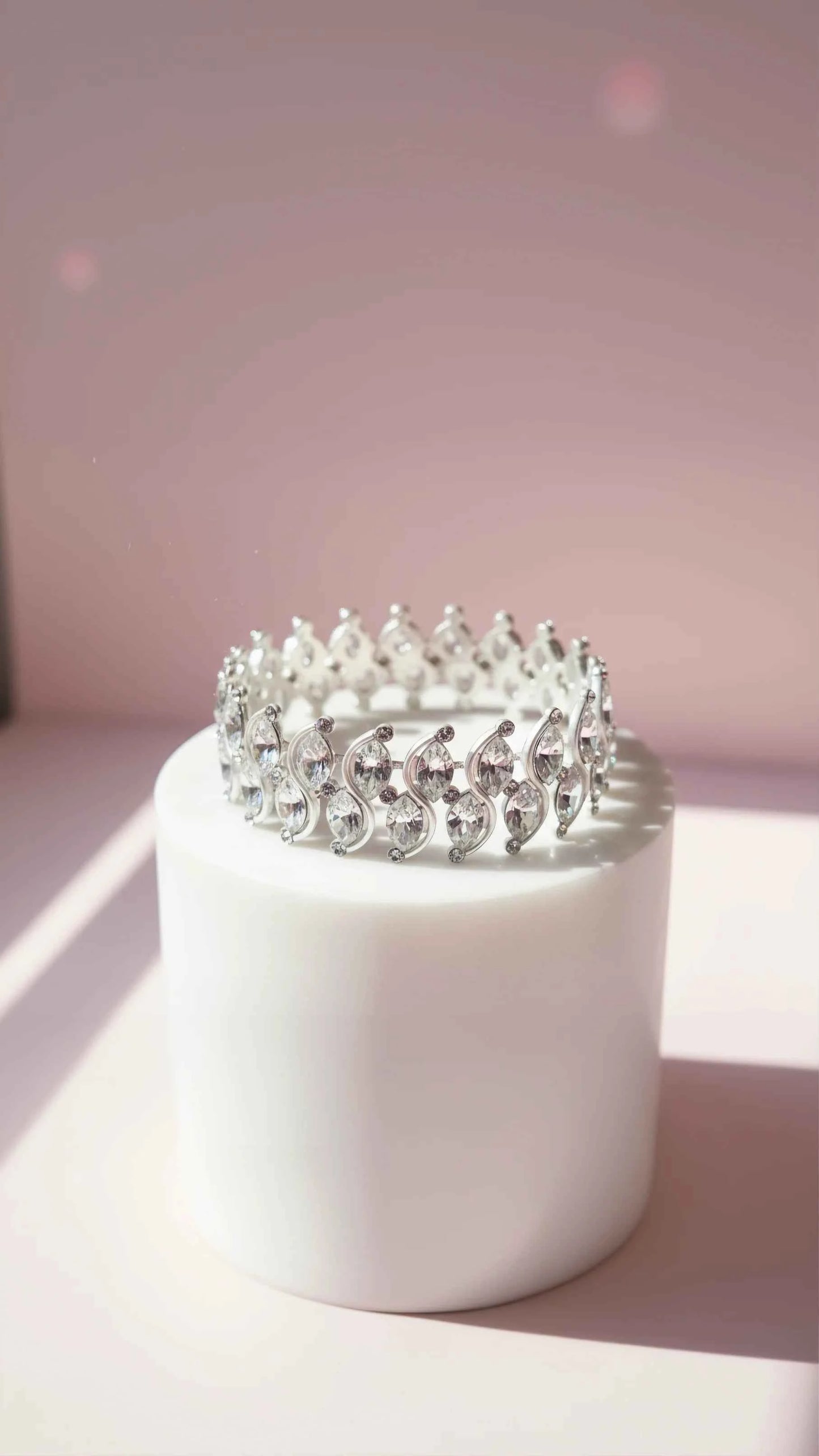 Oval Cut Stretchy Crystal Bracelet