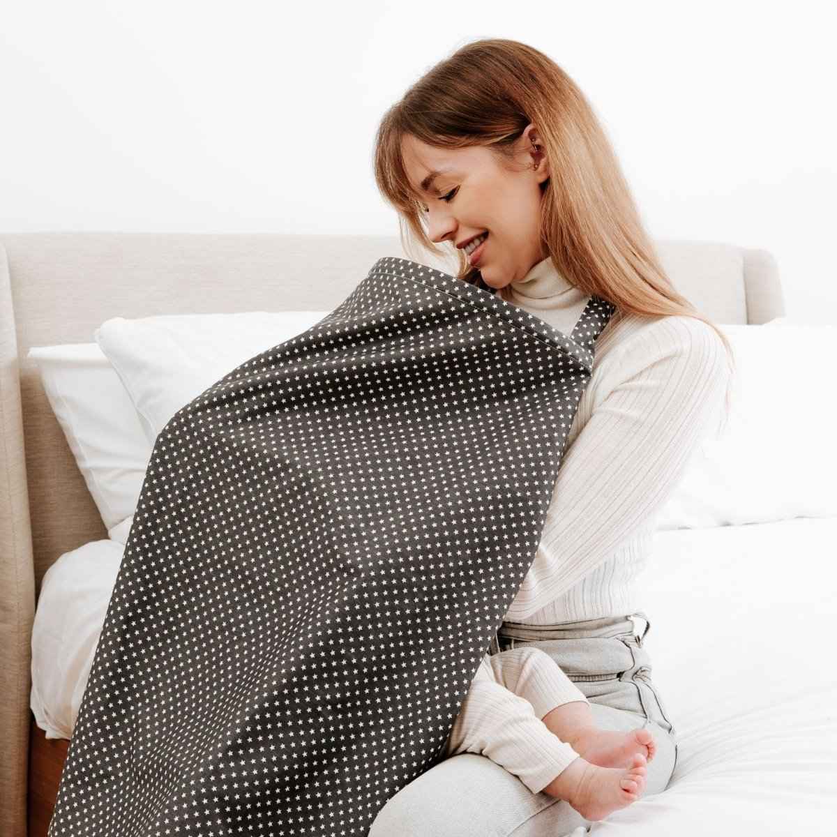 Breastfeed Apron - White Stars-Clearance