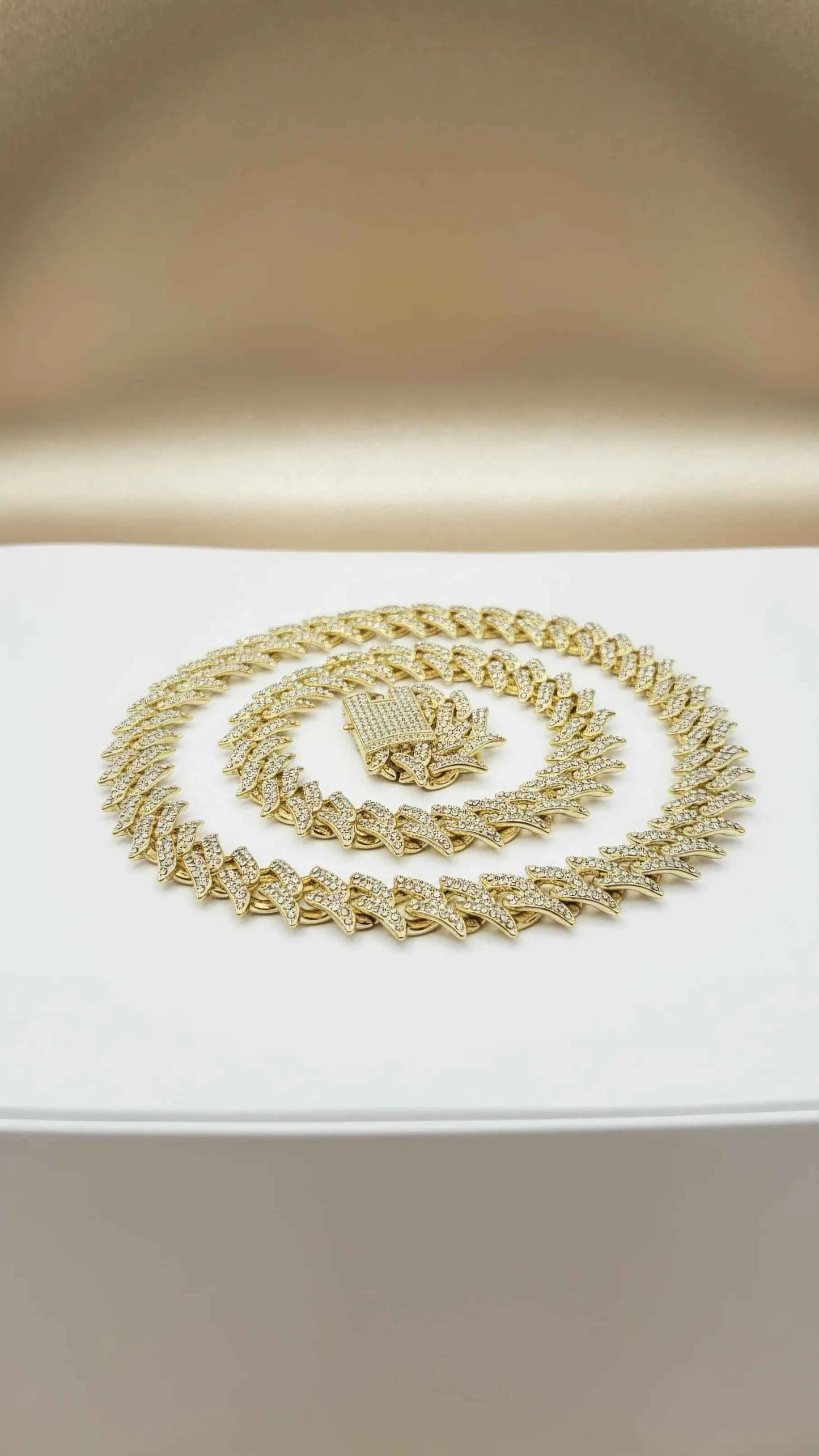 Waterproof Unisex Chain Necklace Stainless Steel