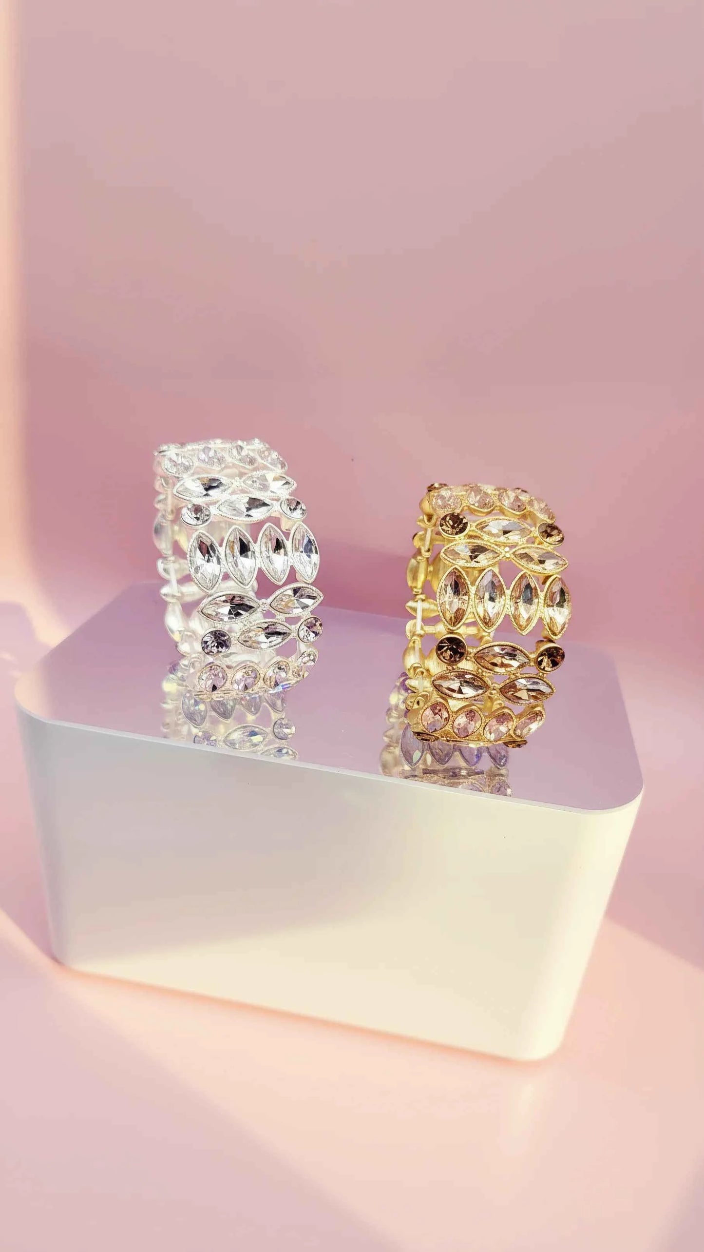 Oval Cut Stretchy Crystal Bracelet