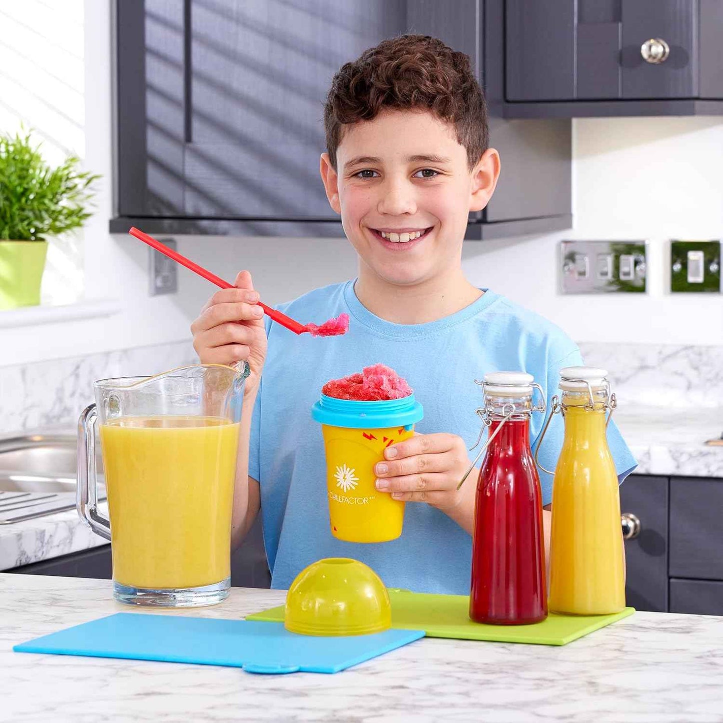ChillFactor Colour Shock slushy maker