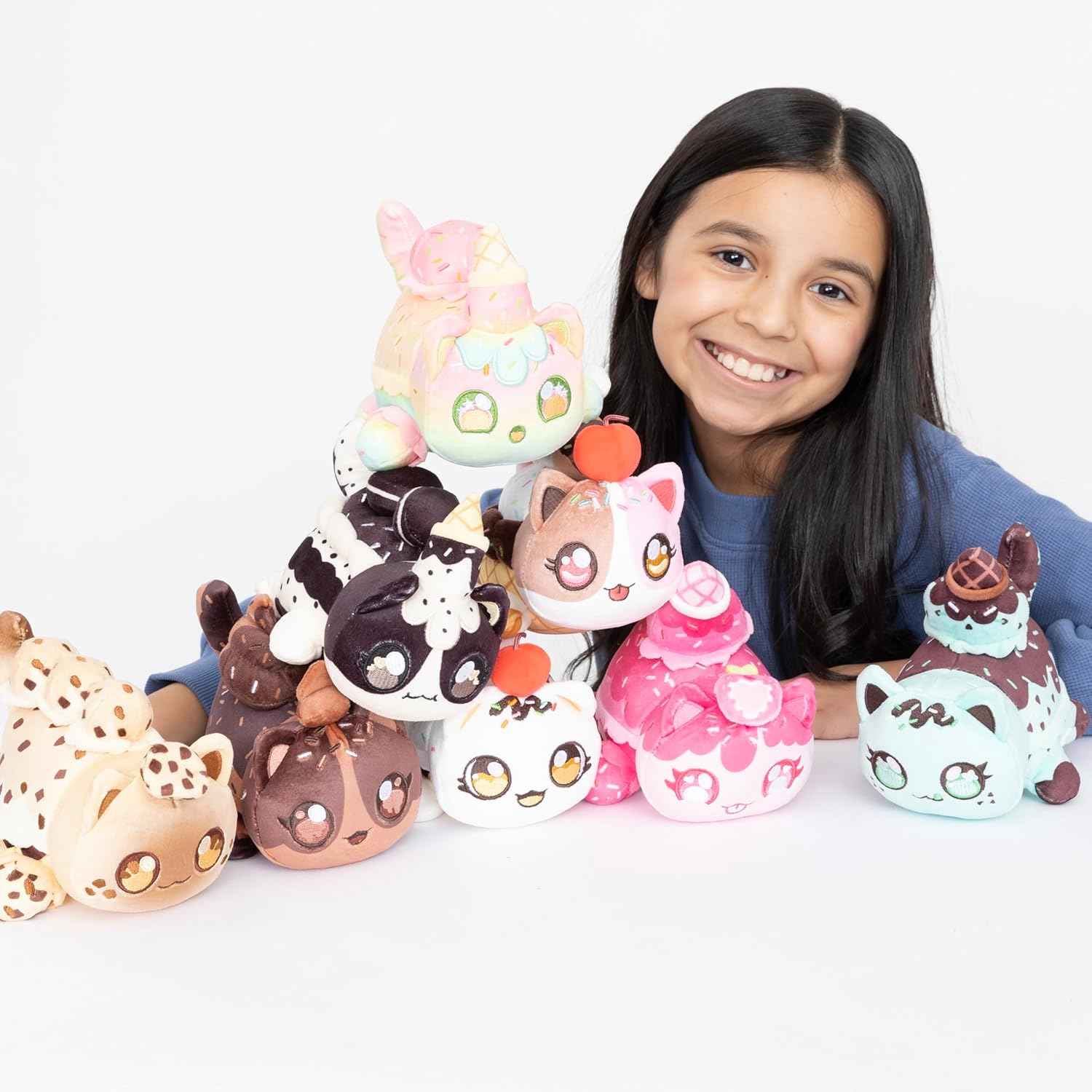 Aphmau Ice Cream Friends 6-inch Mystery Plush