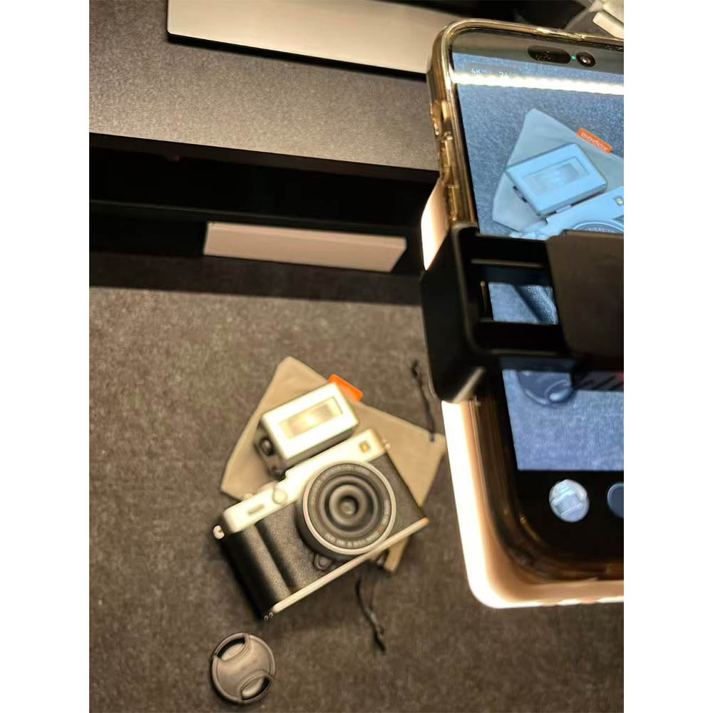 MA5R Magnetic Full-Colour RGB Light Manel With Wireless Charging (White)