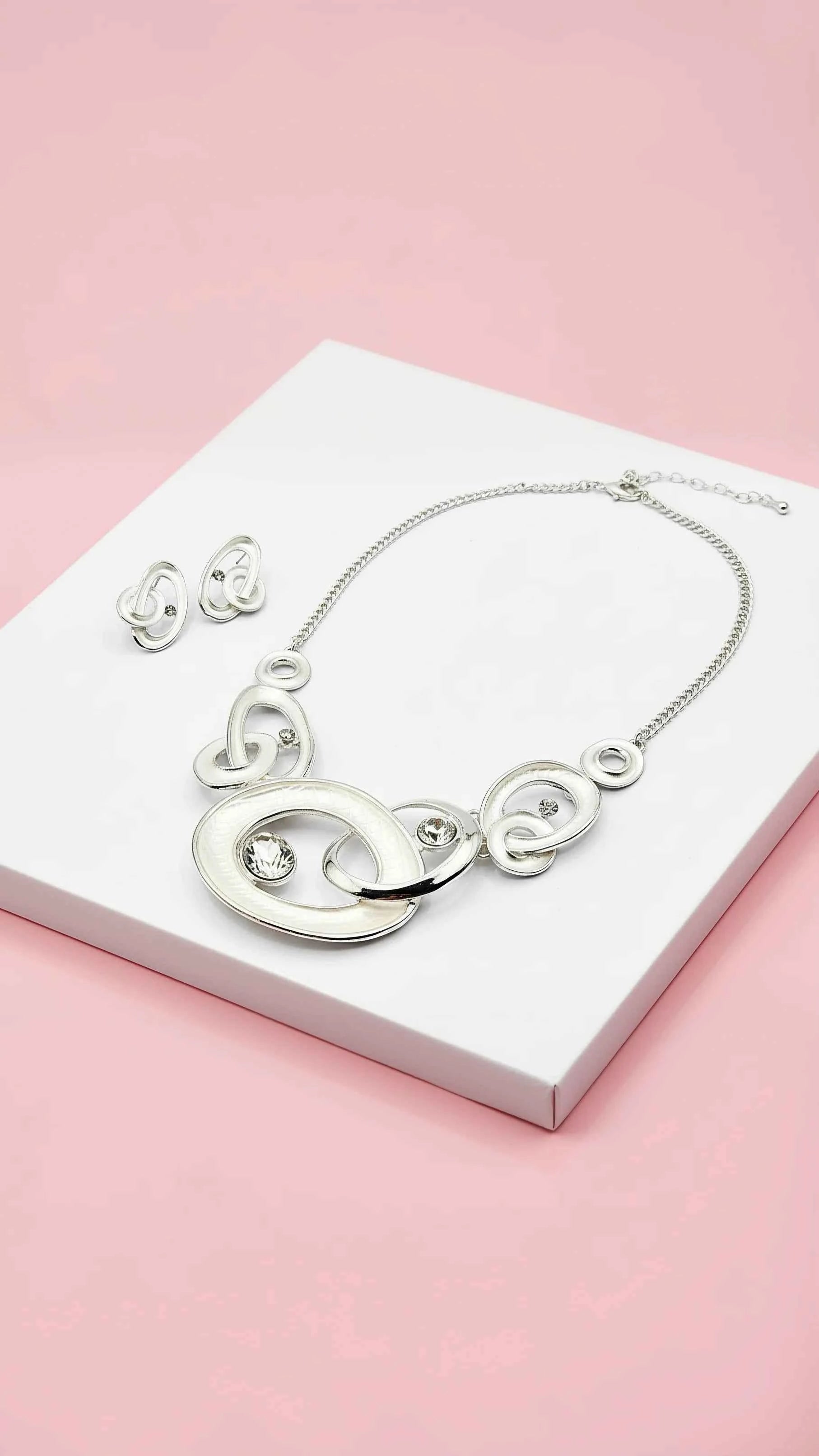 Abstract Oval Crystal Necklace & Earrings Set