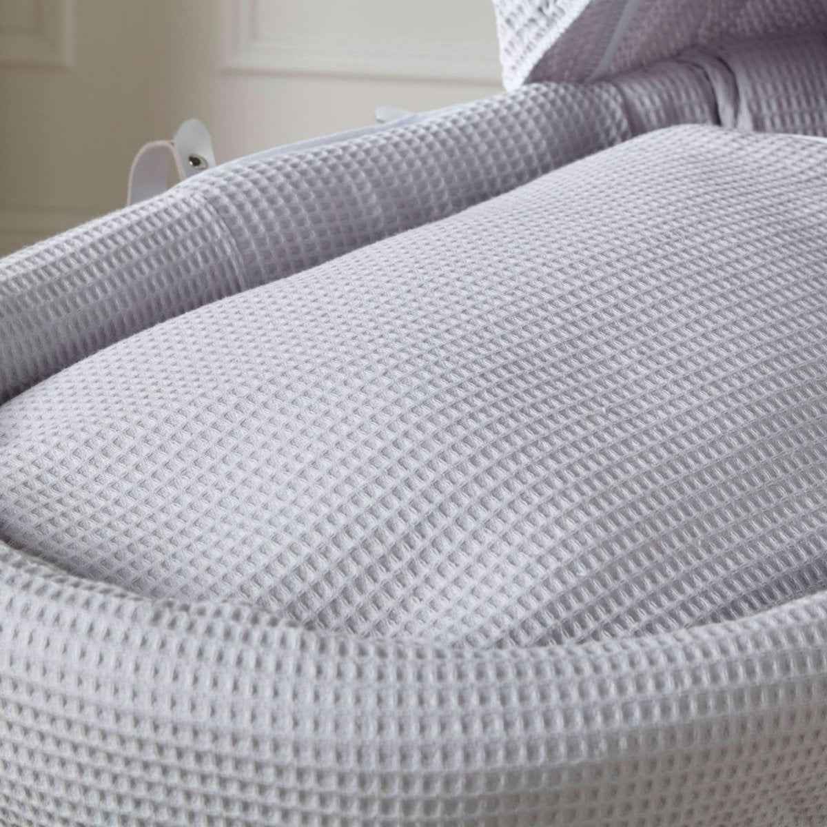 Grey Waffle Grey Wicker Baby Moses Basket With Stand