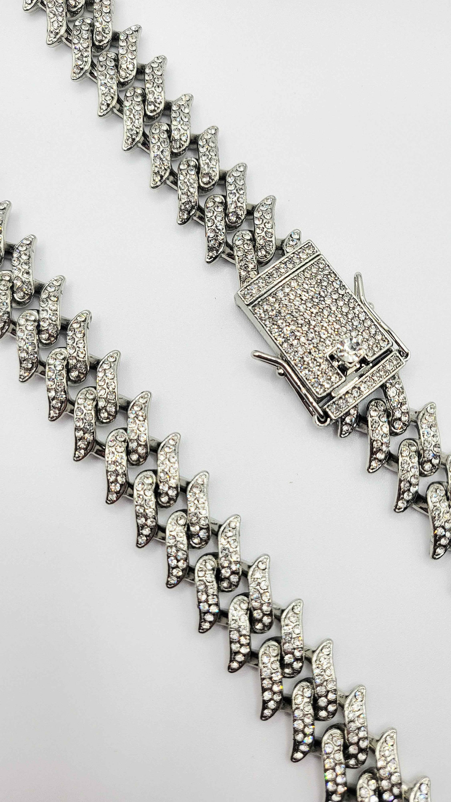 Waterproof Unisex Chain Necklace Stainless Steel